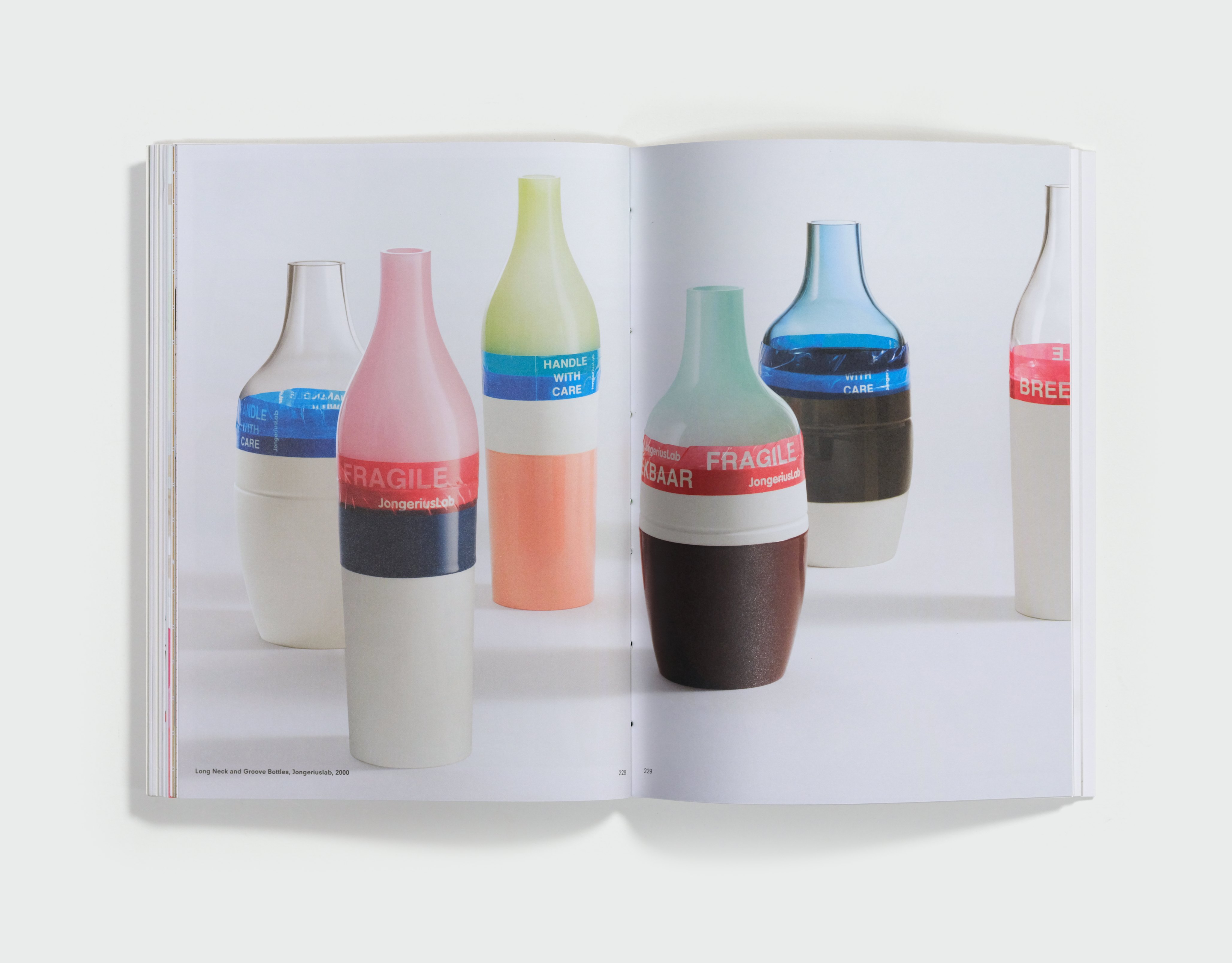 Misfit by Hella Jongerius — spread 8