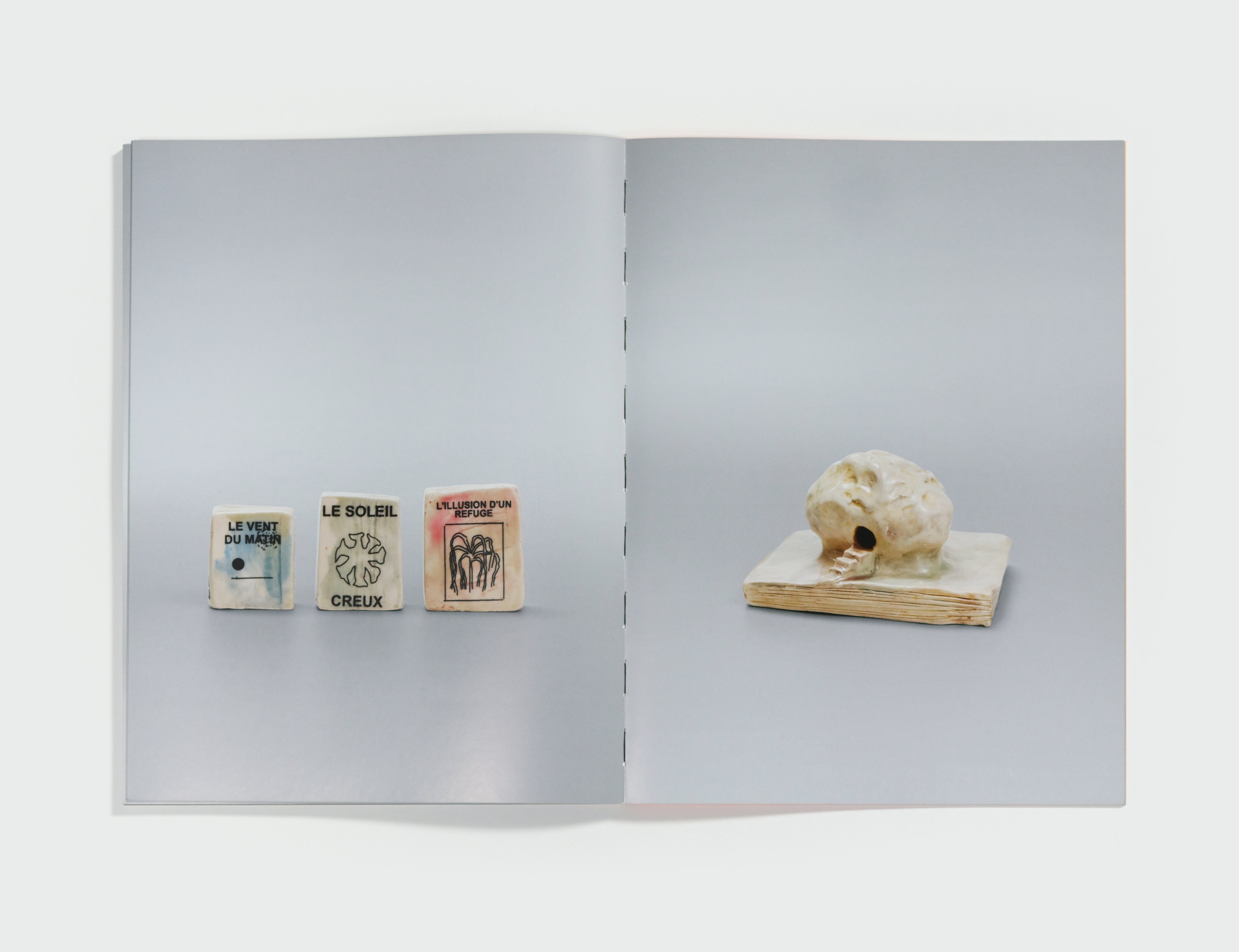 Une Saison Thermique by Séverine Bascouert, Sammy Stein — spread 1